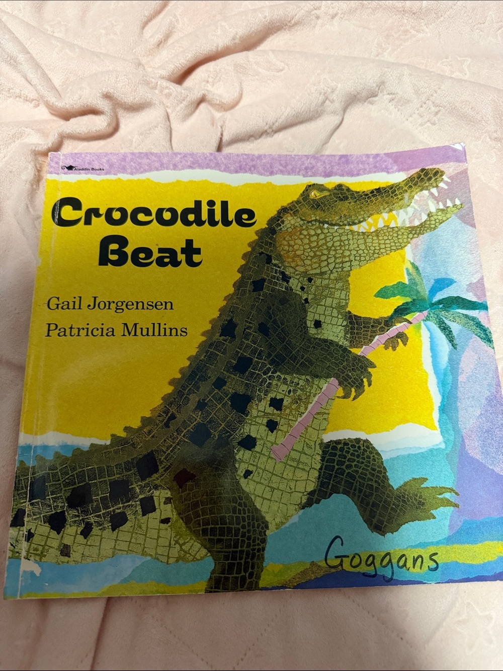 Crocodile Beat Children's Reptile Book - Yellow/Green
